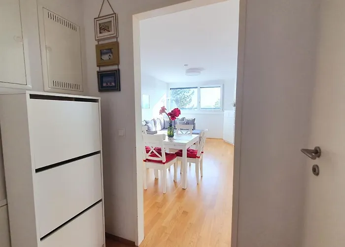 Apartamento Near Stylish & Fully Furnished